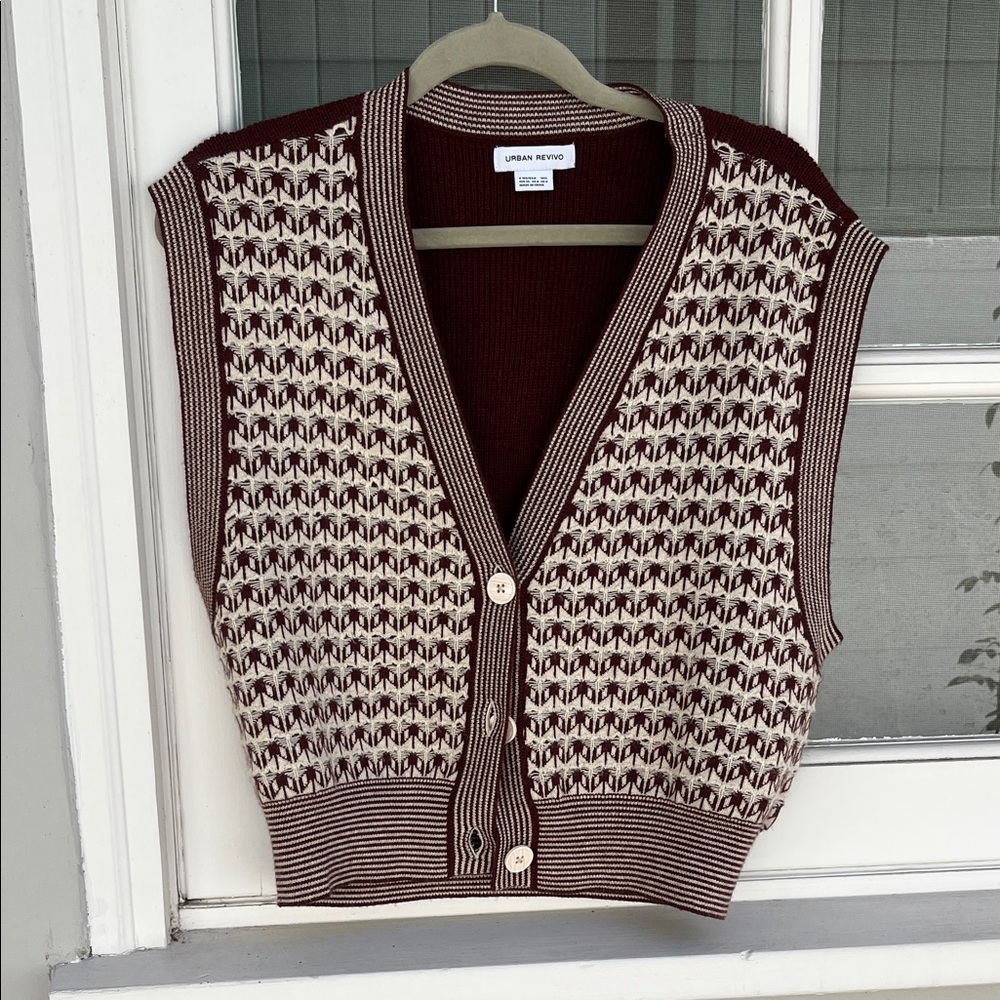 Urban Revivo Brown and Cream Knit Vest